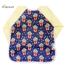 Hi Sprout bib with adjustable velcro closure secures a comfortable, secure fit.