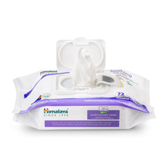 Himalaya Lavender Aloe Vera blend close-up highlighting soothing aroma for calm baby routines.