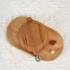 HLEEDUO music box with wood-grain finish adds warm nursery decor