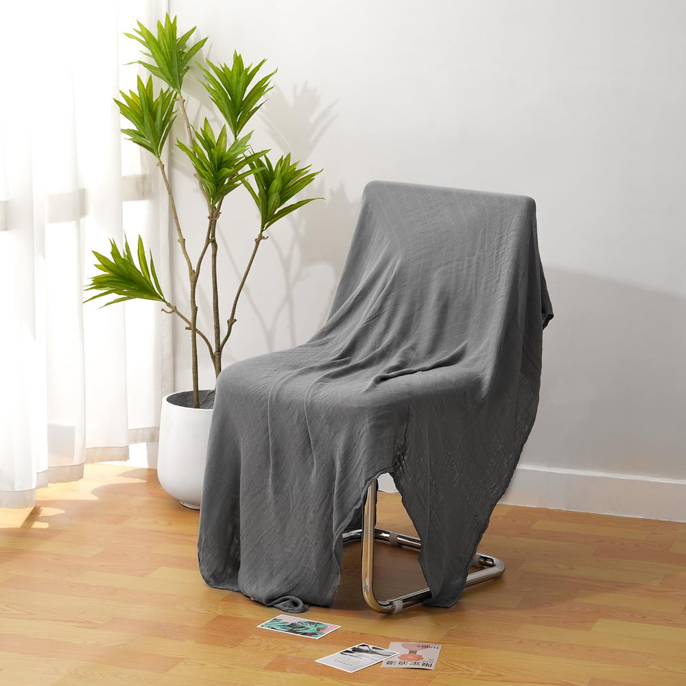 Hollyoo gray muslin swaddle blanket 47x47 for newborn wrapping.