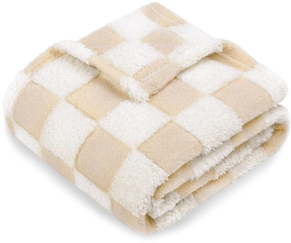 Homritar checkerboard baby blanket with plush 3D design for cozy cuddling.