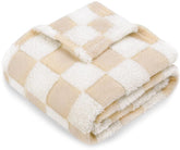 Homritar checkerboard baby blanket with plush 3D design for cozy cuddling.