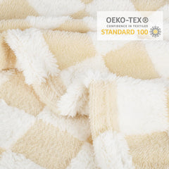 Homritar fleece blanket shown with soft, breathable fabric for comfort.