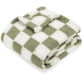 HOMRITAR checkered blanket with 3D design for cozy baby warmth.