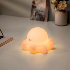 Hongjieyuan octopus pink night light, front view, soft glow supports gentle nighttime routines.