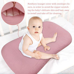 Envelope closure keeps the cover secure on most loungers for quick swaps.