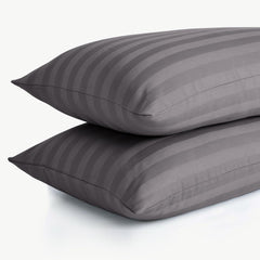 HRIKSH toddler pillow case with zipper closure shields pillow from dust