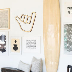 Huaerle Shaka Hand Wall Sign evokes aloha and cozy home vibes.