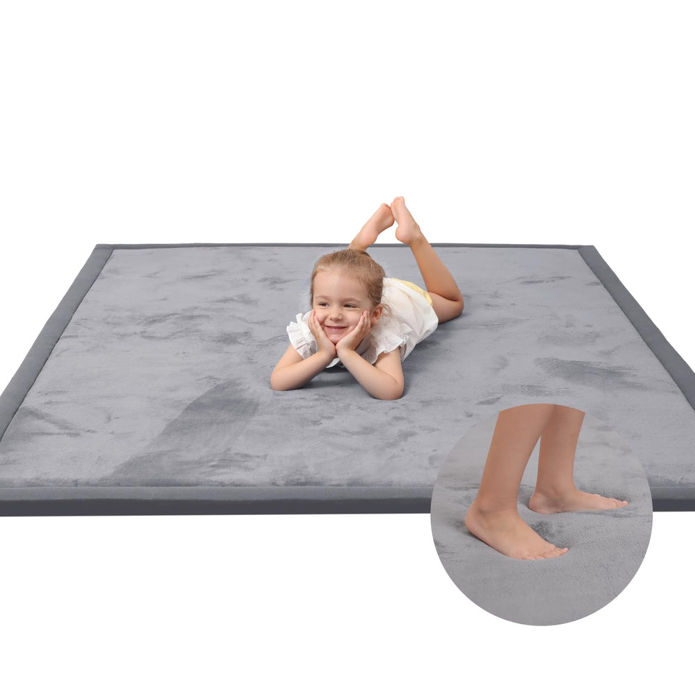 Huloo Sleep baby play mat in dark gray, top view, plush velvet surface for tummy time