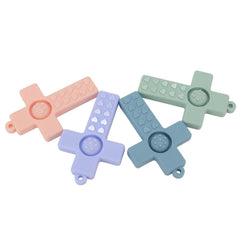 Hztyyier textured gum massage surface for gentle teething relief.
