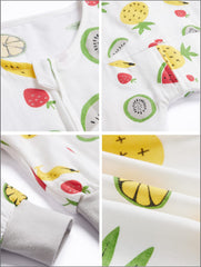 ililmmoe Muslin sack's 3-way zipper enables easy diaper changes and quick dressing.