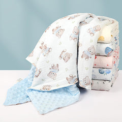 Illikkuyax blanket sized for stroller and crib use during travel