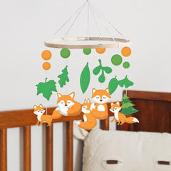 INFUNLY fox pendant mobile set enhances cozy bedtime ambience.
