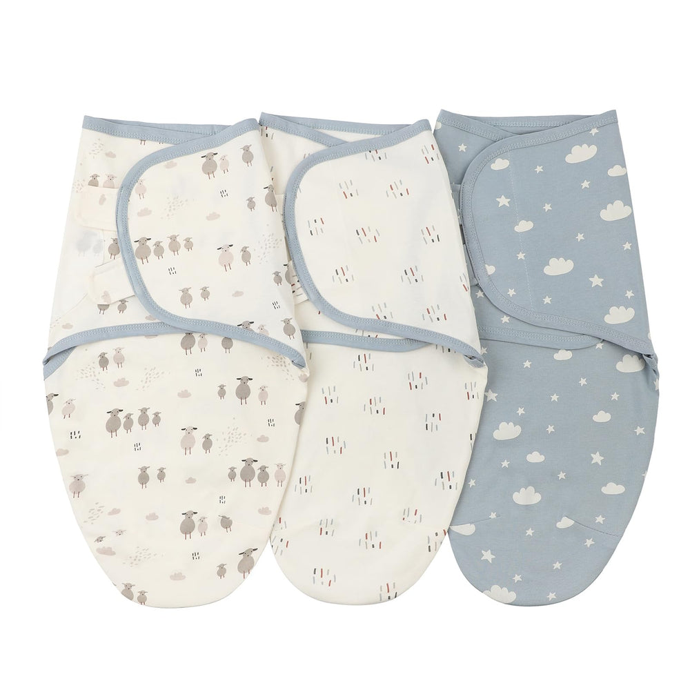 Insular Baby Swaddle Sacks with sheep-cloud design keep newborn calm and cozy during sleep.