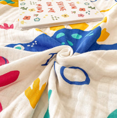 Machine-washable blanket for easy care and quick cleanup.
