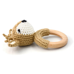 Joliecraft beech wood teether ring with smooth finish for baby teething