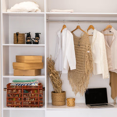 JOPJOLIW basket with side handles enables easy transport.