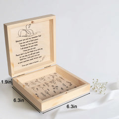 Box size 14x14x2.7 cm keeps memories close.