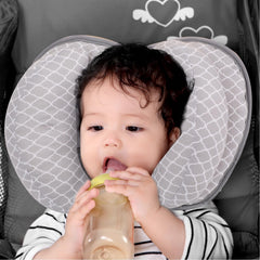 KAKIBLIN 2-in-1 banana pillow delivers versatile neck support for stroller use.