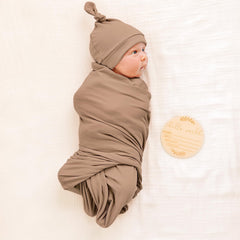 Konssy newborn headband set highlights coordinating style for quick, cute outfits