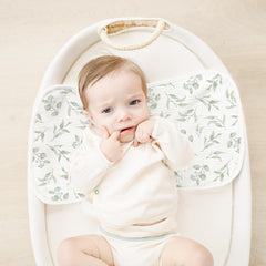 Konssy burp cloths size 19x9, flat lay with full shoulder coverage.