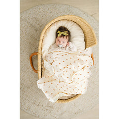 Konssy muslin-front baby blanket designed for easy swaddling and breathable comfort.
