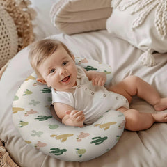 KuphiL10C cover's discreet middle zipper keeps edges smooth while protecting baby skin.