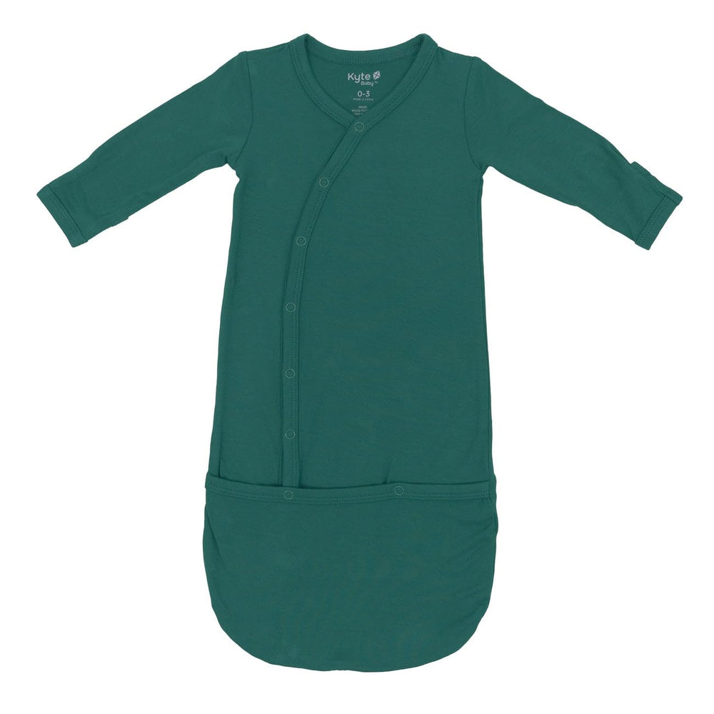 KYTE BABY Bundlers emerald sleeper gown in bamboo fabric for gentle, breathable wear.