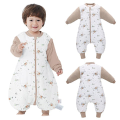 LAT LEE AND TOWN baby sleep sack close-up shows soft cotton fabric and secure closure.