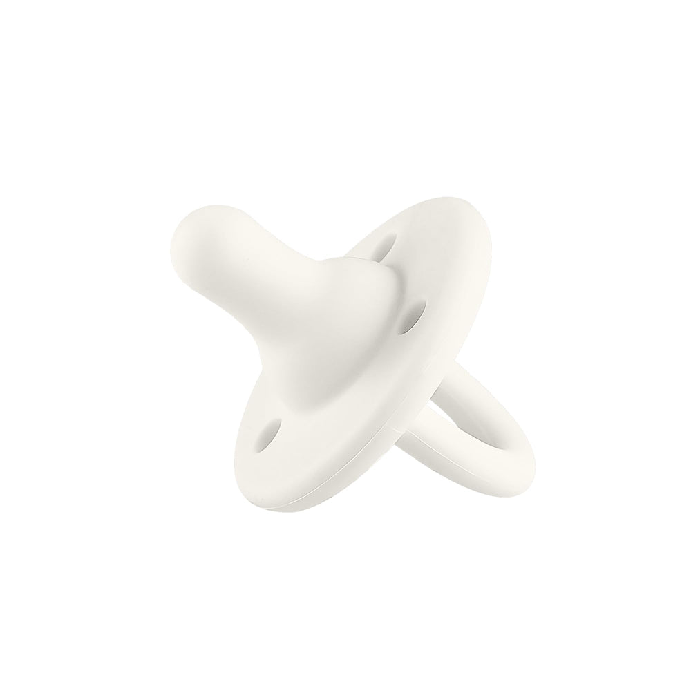 Lee Lee + Me Paci powder-color nipple promotes a natural latch.