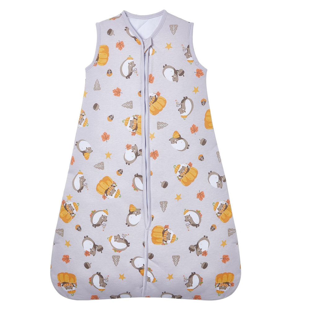 Lictin baby sleeping bag outer cotton texture for soft warmth.