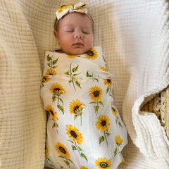 LifeTree bamboo cotton swaddle with headband bow, gentle on baby skin.