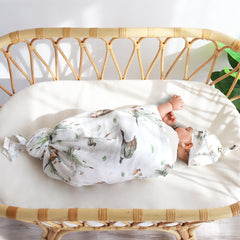 LifeTree newborn swaddle photo moment aiding memorable family photos.
