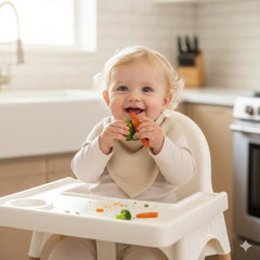 LILY O LAUREL hypoallergenic skin-friendly bibs safe for daily use