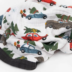 Little Unicorn premium 100% cotton muslin provides breathable, flexible motion.