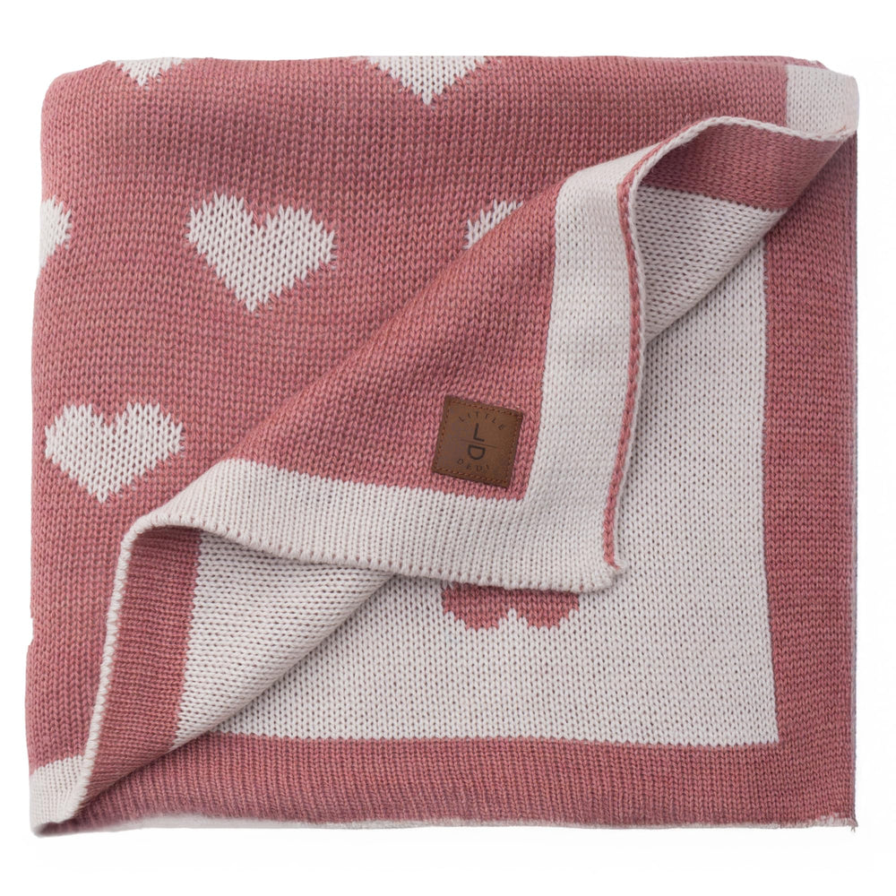 Little Dedi blanket antique rose stars front view, cozy warmth for newborn outings.