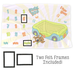 LOGOVISION milestone-frames with felt markers highlight growth moments in photos.