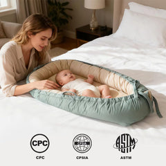 LOVE MAGE baby lounger in green, back view, soft double-sided cotton.