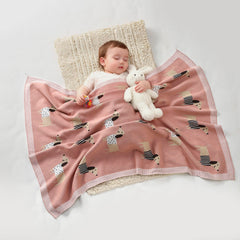Loyfoky breathable all season blanket keeps baby warm without overheating.