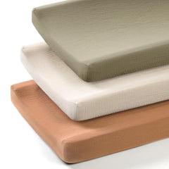 Lulumoon baby changing pad cover in soft muslin for gentle infant skin.