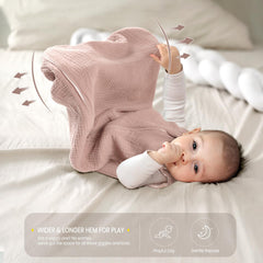 Lulumoon Sleep Sack Muslin features two-way YKK zipper for easy diaper changes.