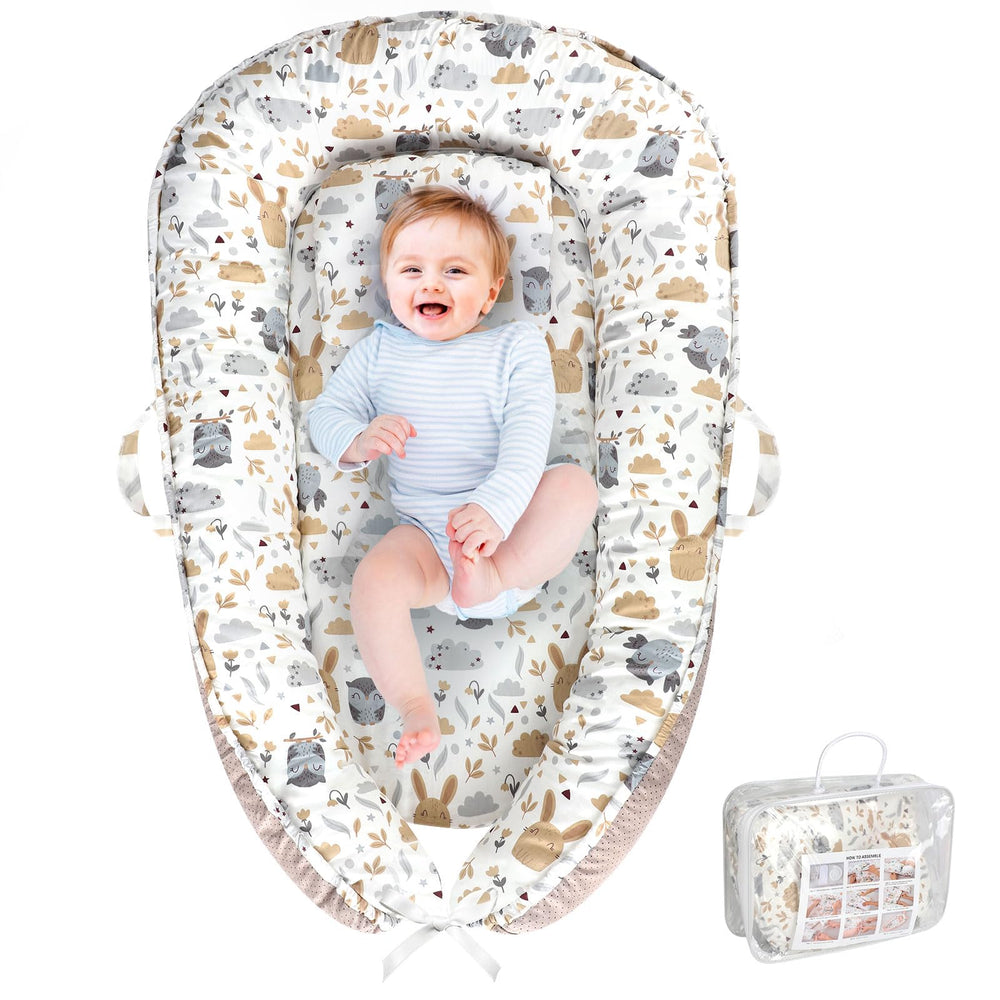 MAGINP baby lounger travel-ready design for on-the-go supervision.