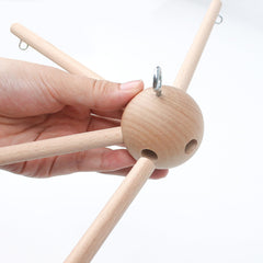 Marsrut DIY mobile frame assembly guide illustrates simple, tidy setup.