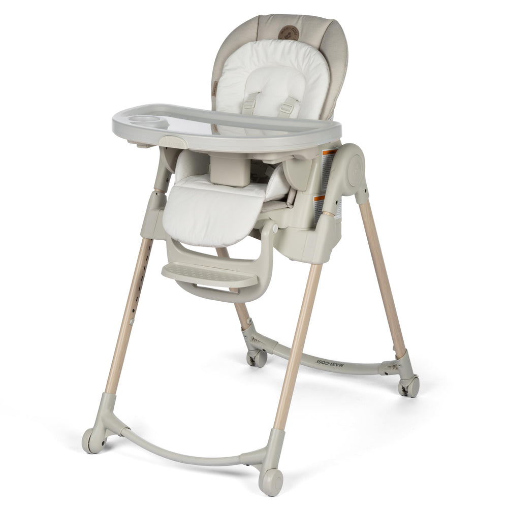 Maxi-Cosi Minla infant high chair ready for first meals at the table.