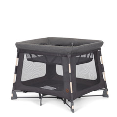 Maxi-Cosi Swift-bassinet-matt: cozy sleep space for newborns at home.