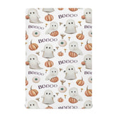 Mazeann Ghosts Pumpkins print crib sheet for a playful Halloween sleep space.