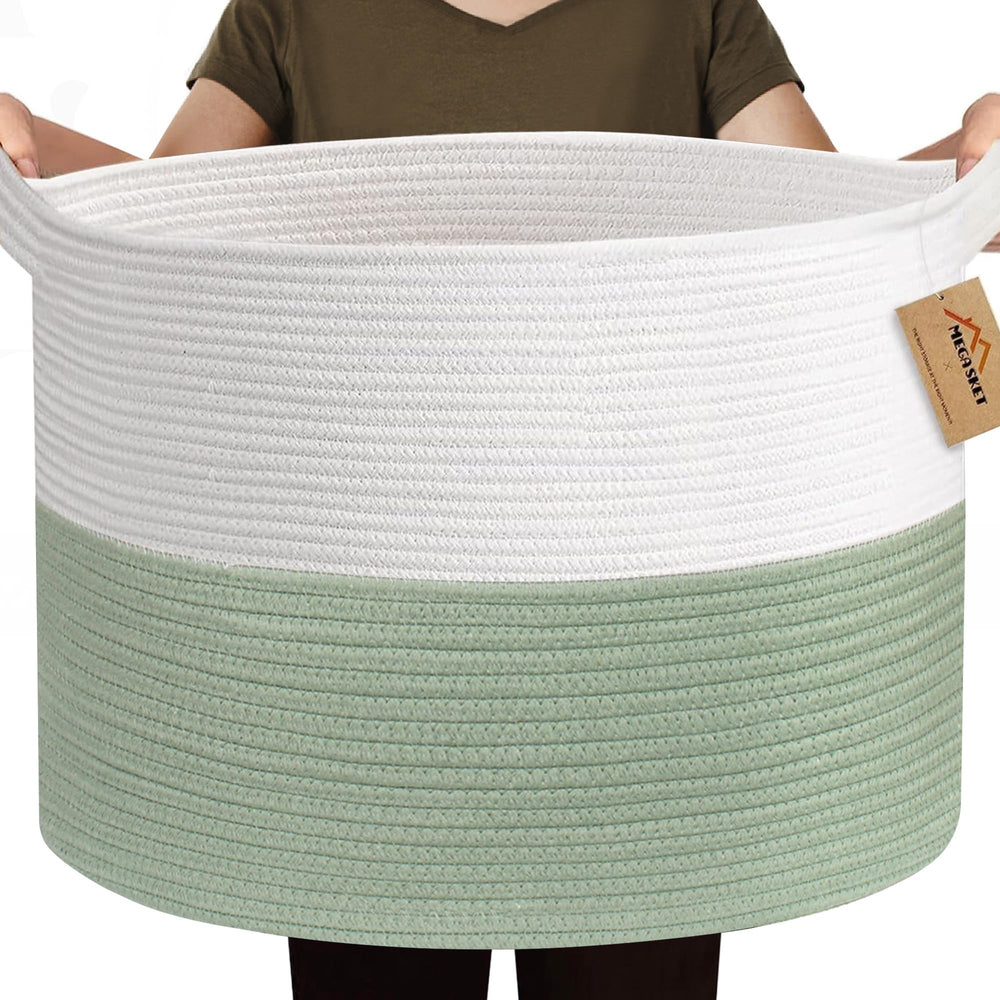 MEGASKET 115L extra-large toy storage basket, spacious and easy to organize.