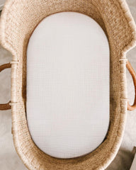 Meowcards bassinet sheet oval provides secure fit for oval bassinets with soft muslin comfort.