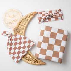 Miaoberry organic cotton muslin swaddle highlights breathable comfort.