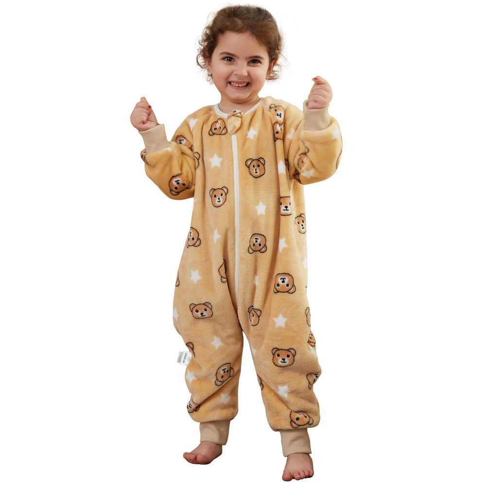 MICHLEY flannel sleeping bag with Brownbear pattern keeps baby cozy in autumn and winter.
